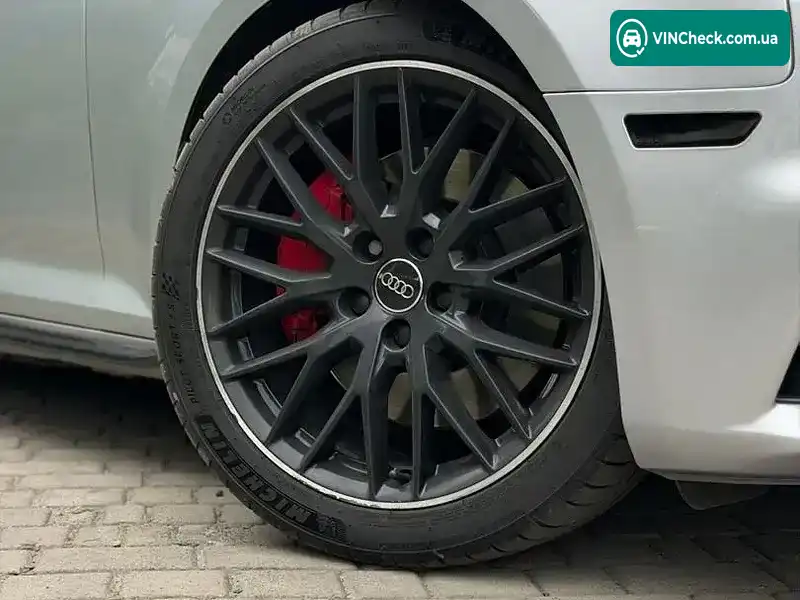 Audi A4 2017, фото з оголошення 2 з 17, VIN WAUENAF46JA045380