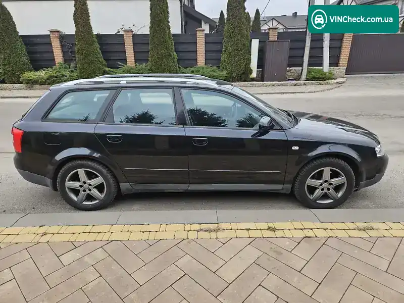 Audi A4 2002, фото з оголошення 1 з 11, VIN WAUZZZ8E22A266230