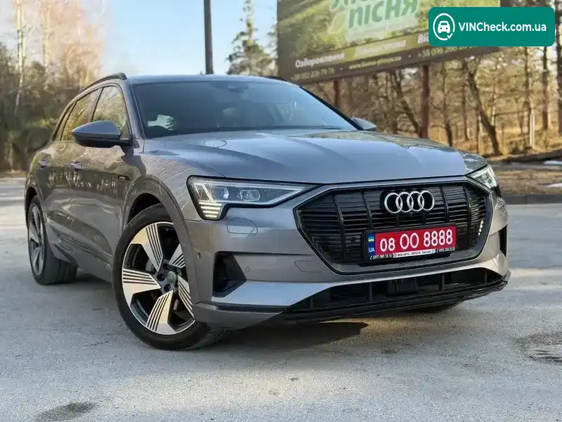 Audi e-tron 2019, фото з оголошення 1 з 20, VIN WAUZZZGE1KB011953