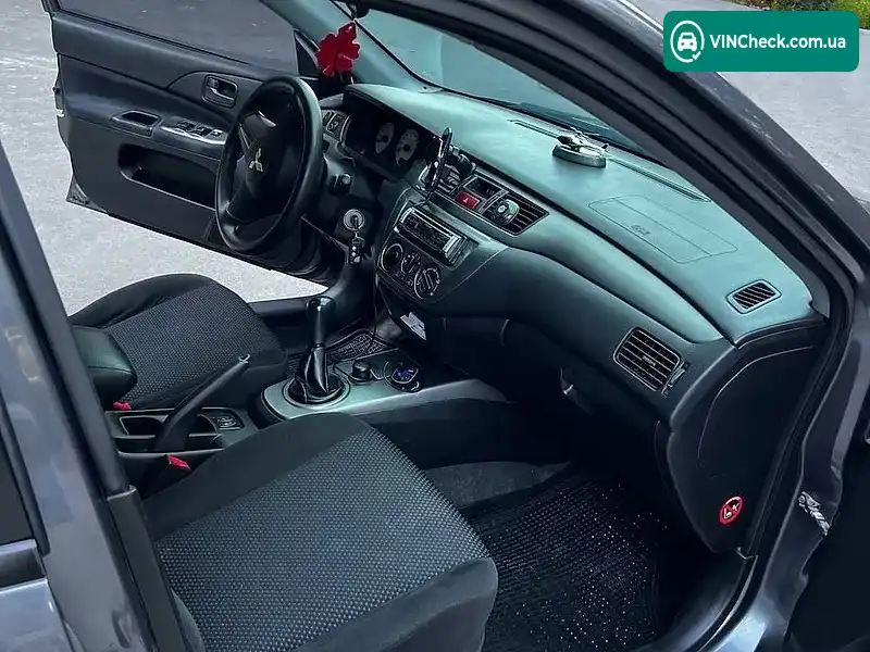 Mitsubishi Lancer 2006, фото з оголошення 1 з 13, VIN JMBSNCS3A7U003291