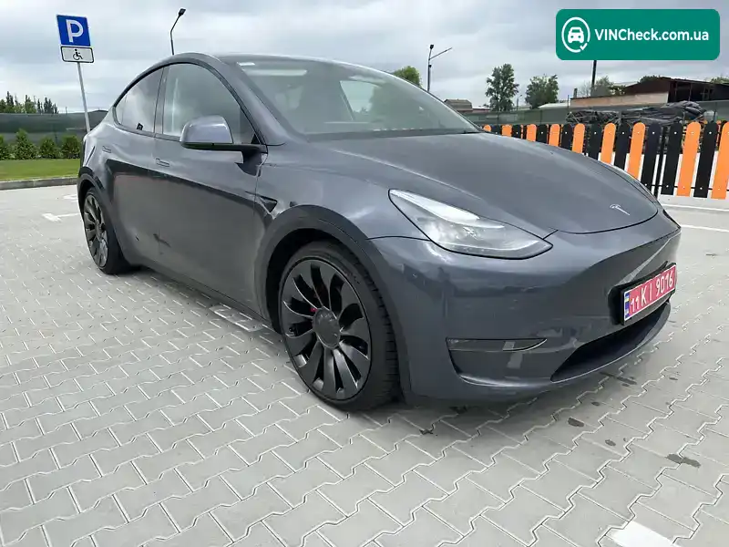 Tesla Model Y 2022, фото з оголошення 2 з 21, VIN 7SAYGDEF9NF447585