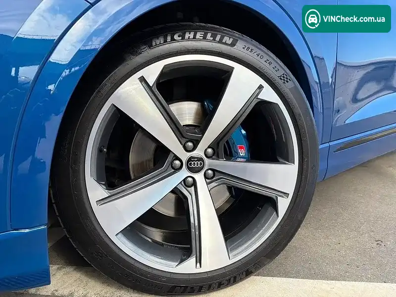 Audi Q8 2023, фото з оголошення 2 з 20, VIN WAUZZZF19RD004116