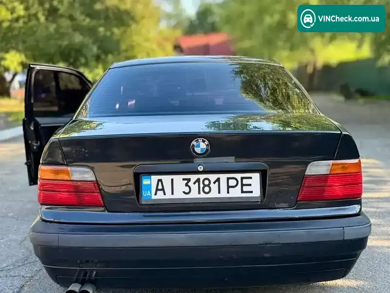 BMW 3 Series 1994, фото з оголошення 2 з 15, VIN WBACA91000KA08004