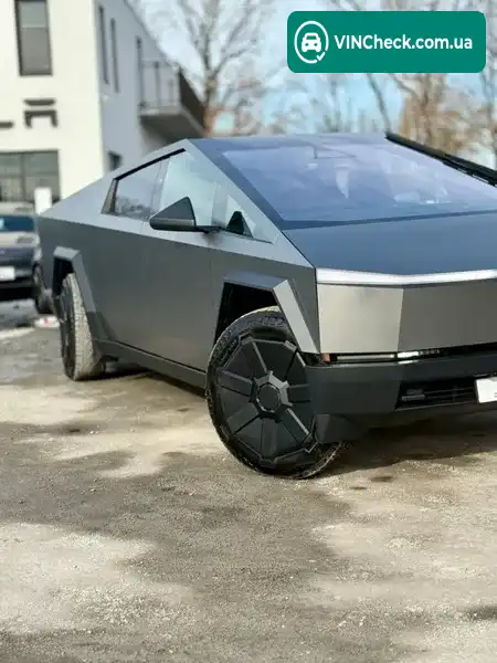 Tesla Cybertruck 2024, фото з оголошення 2 з 20, VIN 7G2CEHED5RA041810