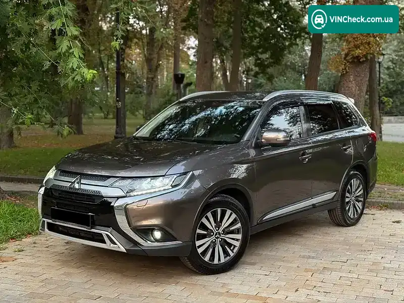 Mitsubishi Outlander 2019, фото з оголошення 1 з 20, VIN JMBXTGF3WKZ000342