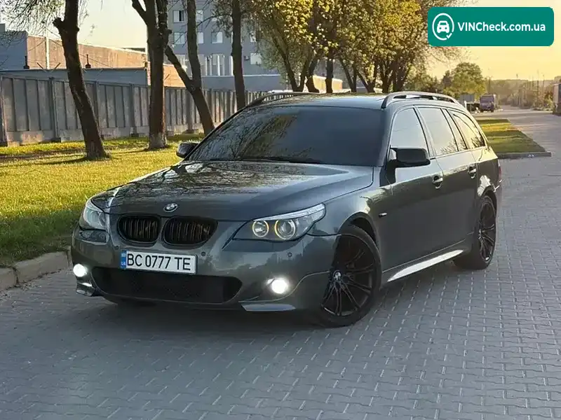 BMW 5 Series 2004, фото з оголошення 2 з 21, VIN WBANJ51090B422770