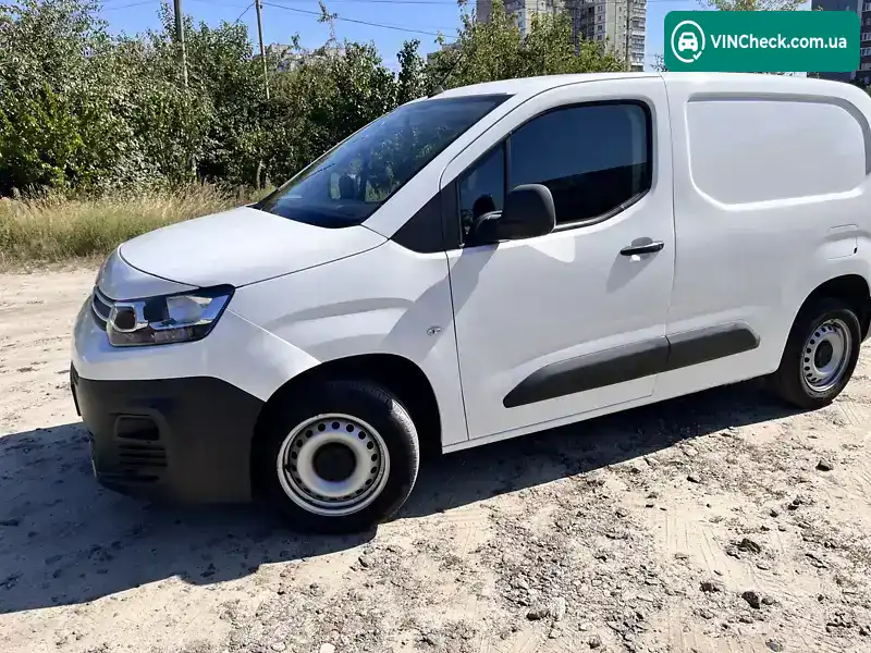 Citroen Berlingo 2019, фото з оголошення 2 з 21, VIN VR7EFBHWBKN529399