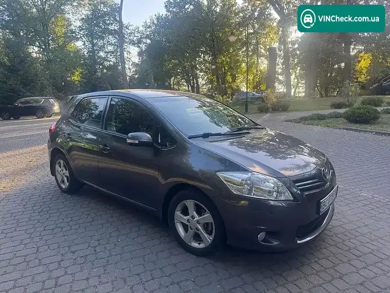 Toyota Auris 2012, фото з оголошення 1 з 8, VIN NMTKV56E80R098121