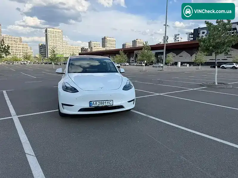 Tesla Model Y 2023, фото з оголошення 1 з 16, VIN 7SAYGDEE2PA070654