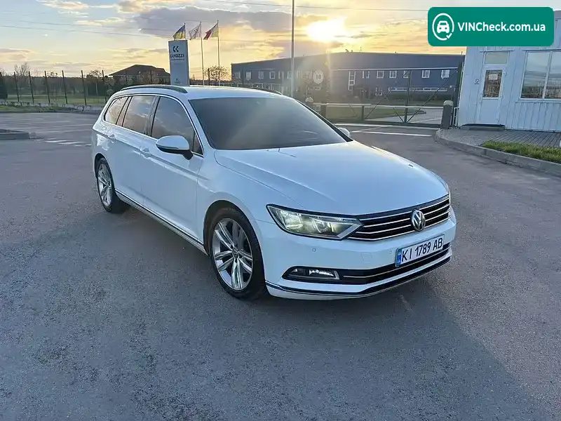 Volkswagen Passat 2019, фото з оголошення 2 з 21, VIN WVWZZZ3CZKE065740