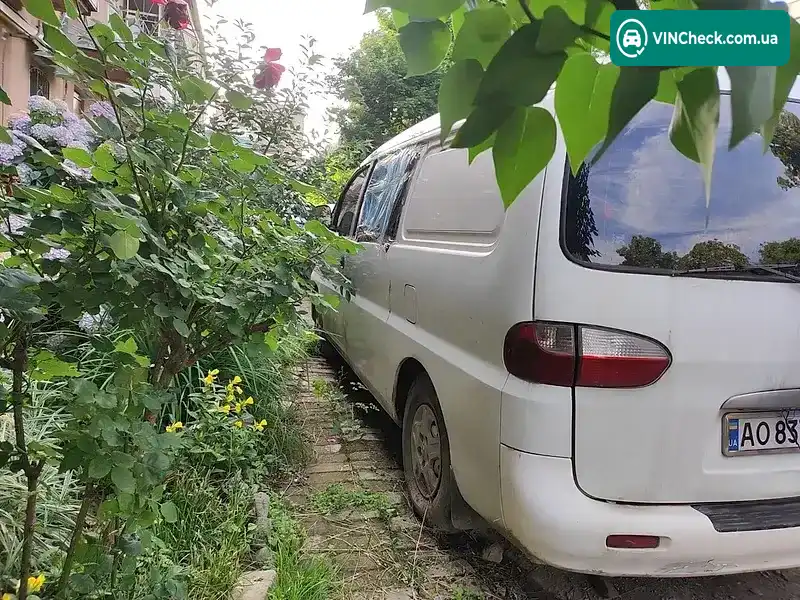 Hyundai H 200 2001, фото з оголошення 2 з 9, VIN KMJWVH7FP1U313290