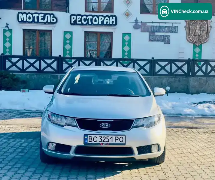Kia Cerato 2009, фото з оголошення 2 з 21, VIN Y6DFU411AA5803692