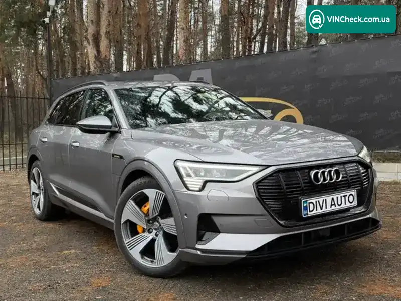 Audi e-tron 2019, фото з оголошення 2 з 21, VIN WAUZZZGE8KB017040