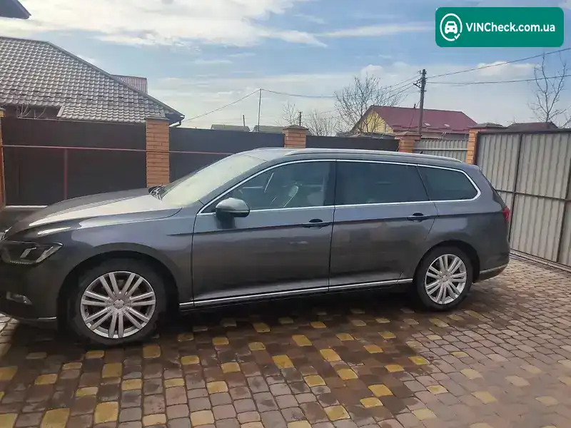 Volkswagen Passat 2017, фото з оголошення 1 з 11, VIN WVEZZZ3CZHE176230