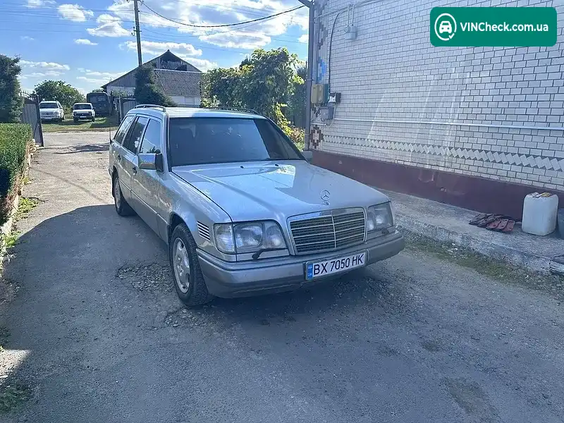 Mercedes-Benz E-Class 1995, фото з оголошення 2 з 7, VIN WDB1240221B995380