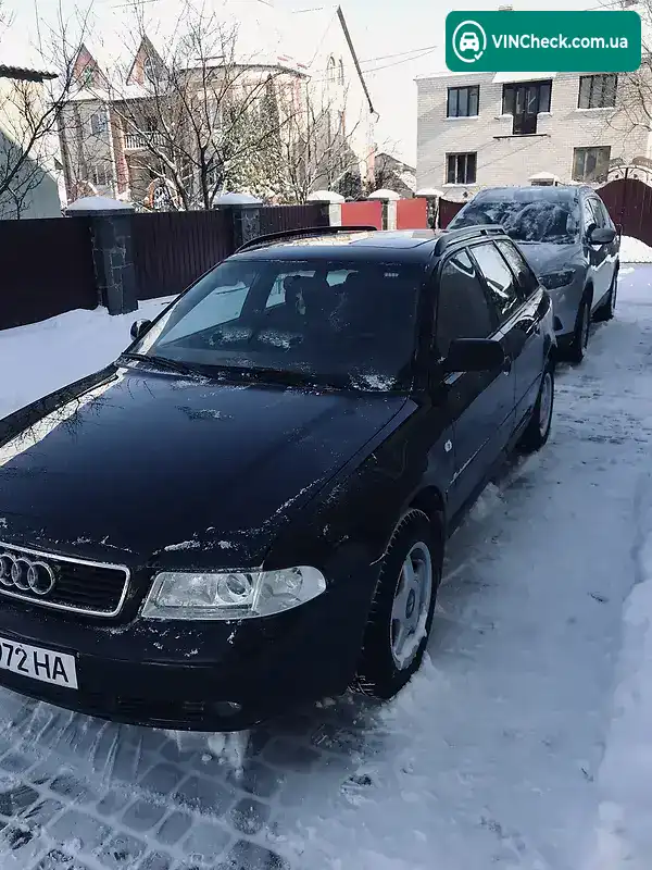 Audi A4 1999, фото з оголошення 2 з 18, VIN WAUZZZ8DZYA010095