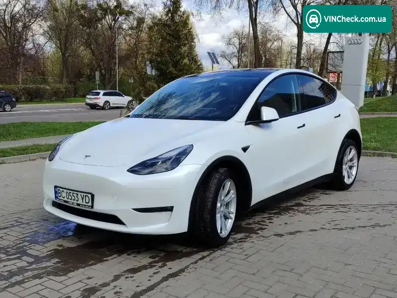 Tesla Model Y 2023, фото з оголошення 1 з 11, VIN 7SAYGDEE2PF666818