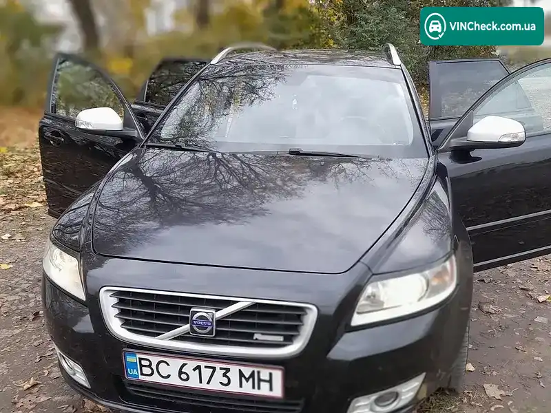 Volvo V50 2009, фото з оголошення 1 з 8, VIN YV1MW76E2A2522386