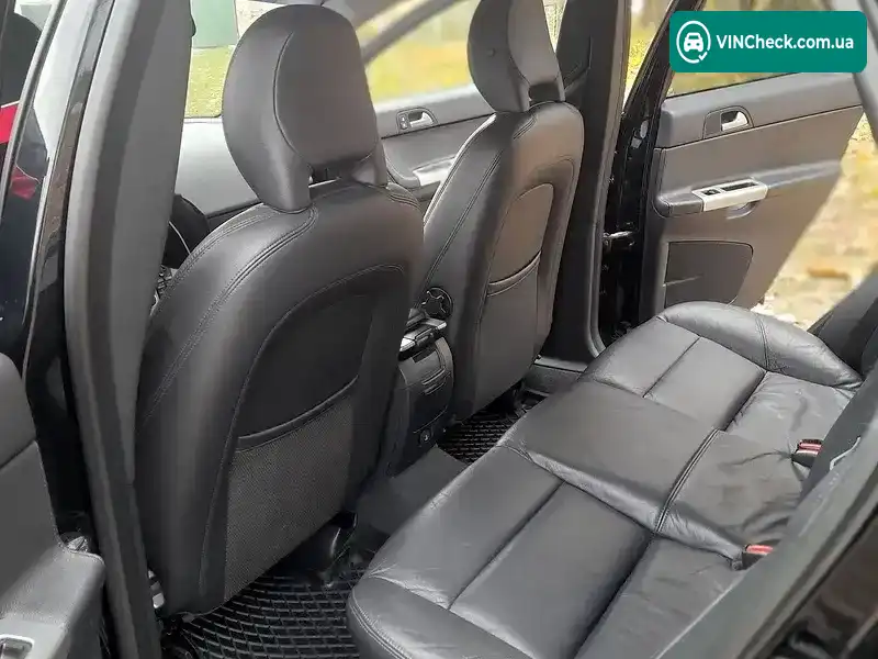 Volvo V50 2009, фото з оголошення 2 з 8, VIN YV1MW76E2A2522386