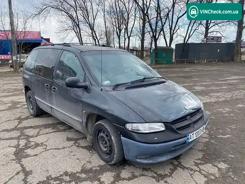 Chrysler Voyager 1998, фото з оголошення 1 з 9, VIN 1C4GYN2M5WU535539