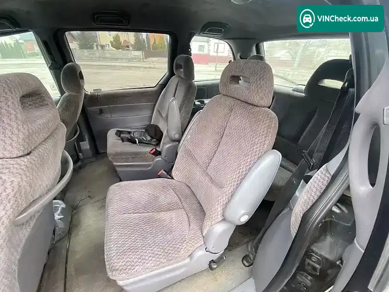 Chrysler Voyager 1998, фото з оголошення 2 з 9, VIN 1C4GYN2M5WU535539
