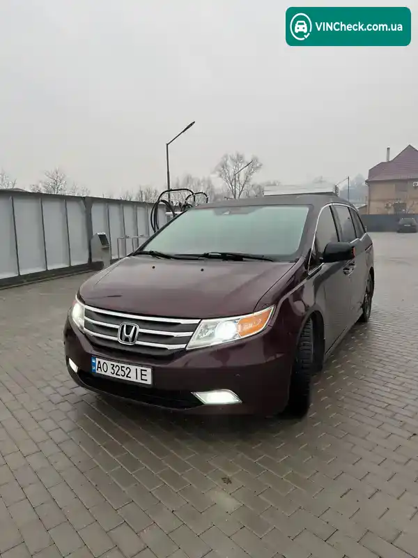 Honda Odyssey 2012, фото з оголошення 2 з 21, VIN 5FNRL5H68CB136628