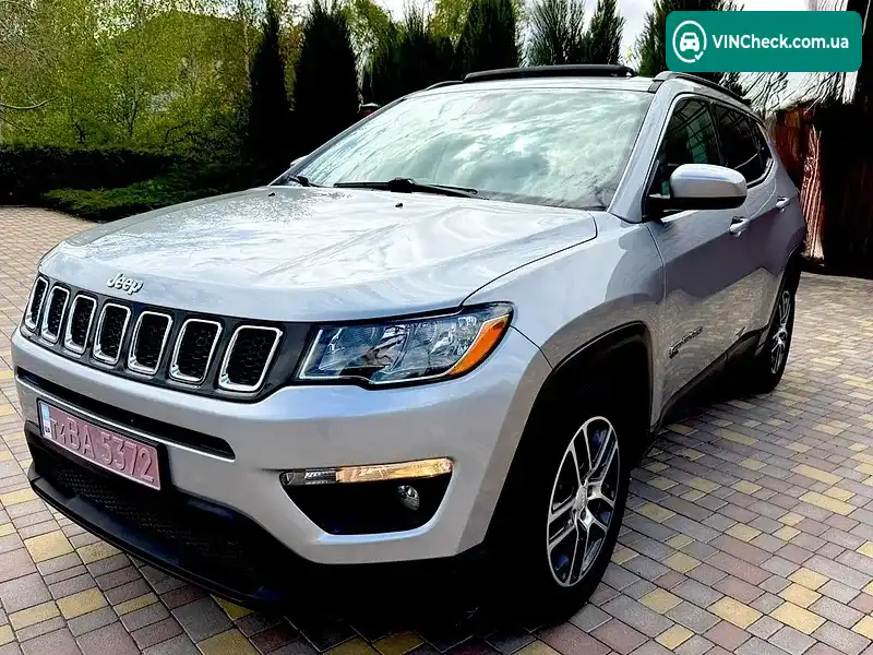 Jeep Compass 2019, фото з оголошення 2 з 20, VIN 3C4NJCBBXKT685777