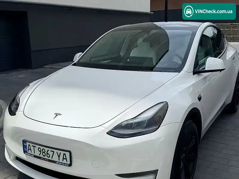 Tesla Model Y 2024, фото з оголошення 2 з 20, VIN 7SAYGAEE4RF176544