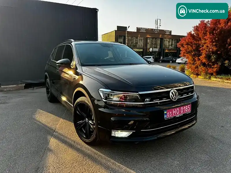 Volkswagen Tiguan 2019, фото з оголошення 2 з 20, VIN 3VV2B7AX8KM130486