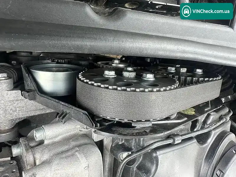 Audi A6 2004, фото з оголошення 2 з 21, VIN WAUZZZ4FX5N052338