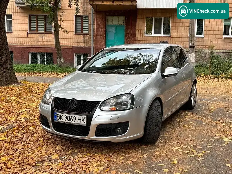 Volkswagen Golf 2004, фото з оголошення 1 з 13, VIN WVWZZZ1KZ5W149331