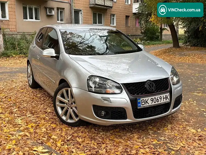 Volkswagen Golf 2004, фото з оголошення 2 з 13, VIN WVWZZZ1KZ5W149331