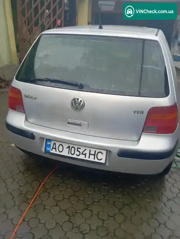 Volkswagen Golf 1998, фото з оголошення 1 з 9, VIN WVWZZZ1JZXB087616
