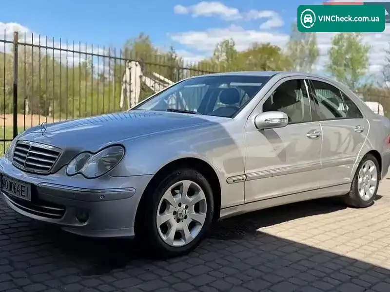 Mercedes-Benz C-Class 2004, фото з оголошення 1 з 21, VIN WDB2030421A761412