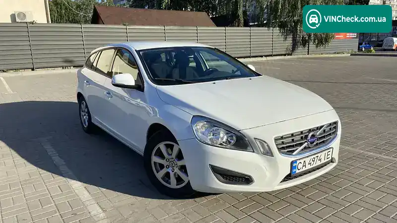 Volvo V60 2011, фото з оголошення 1 з 21, VIN YV1FW84A1C1046298
