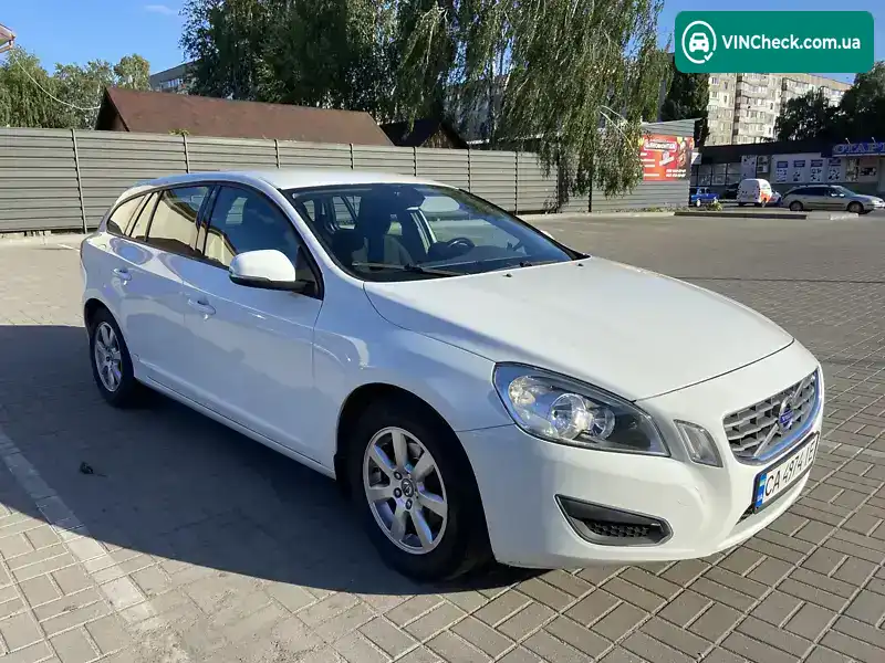 Volvo V60 2011, фото з оголошення 2 з 21, VIN YV1FW84A1C1046298