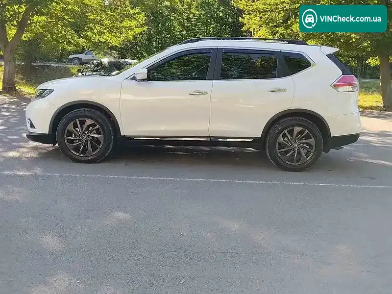 Nissan Rogue 2015, фото з оголошення 2 з 20, VIN 5N1AT2MT2EC810663