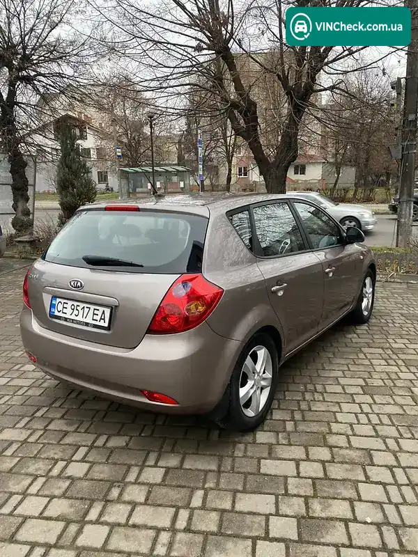 Kia Ceed 2008, фото з оголошення 1 з 20, VIN U5YFF24229L151103