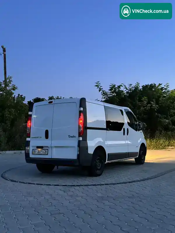 Renault Trafic 2010, фото з оголошення 2 з 6, VIN VF1FLAHA6BV409522