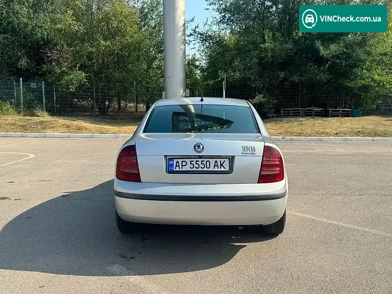 Skoda Superb 2006, фото з оголошення 2 з 9, VIN TMBDU23U66B047059