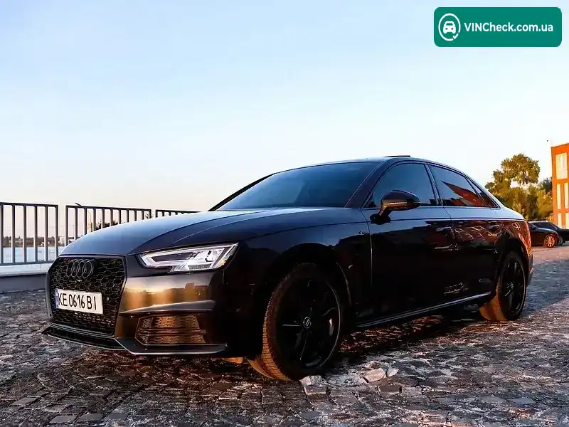 Audi A4 2017, фото з оголошення 2 з 9, VIN WAUFNAF42HA156863