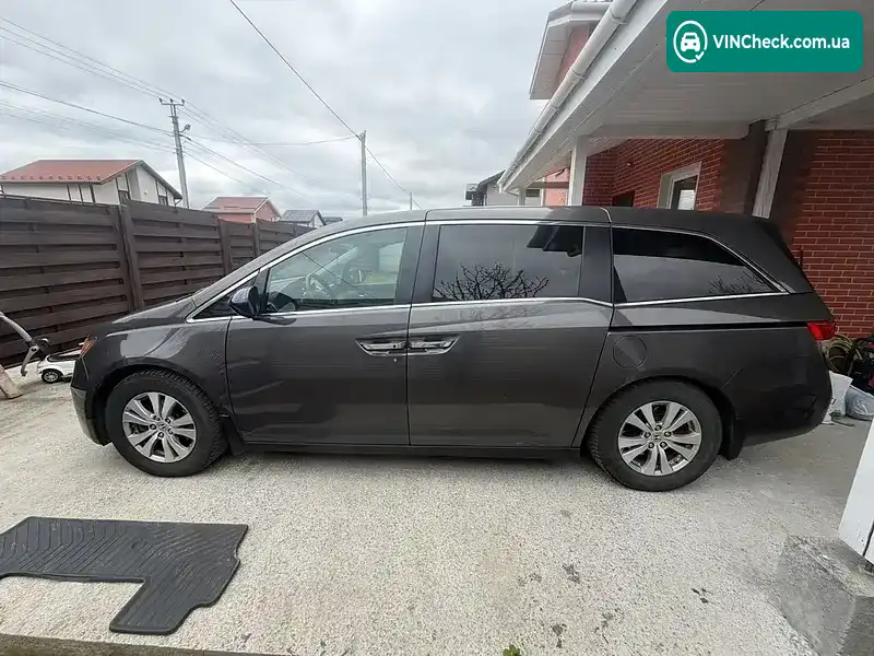 Honda Odyssey 2016, фото з оголошення 2 з 16, VIN 5FNRL5H30GB069986