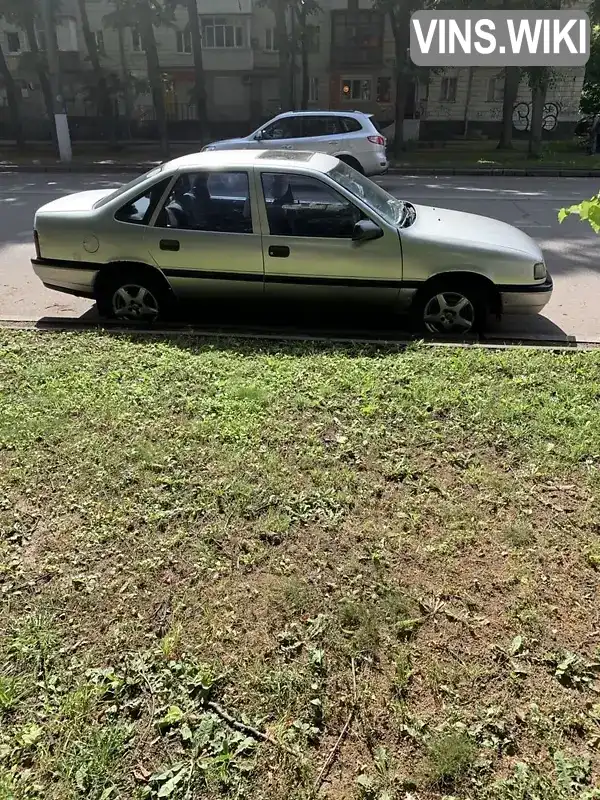 Opel Vectra 1990, фото з оголошення 2 з 5, VIN W0L000087L1128141