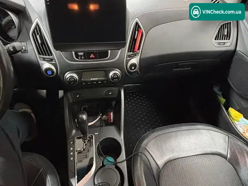 Hyundai ix35 2012, фото з оголошення 2 з 15, VIN KMHJU81BDCU447142