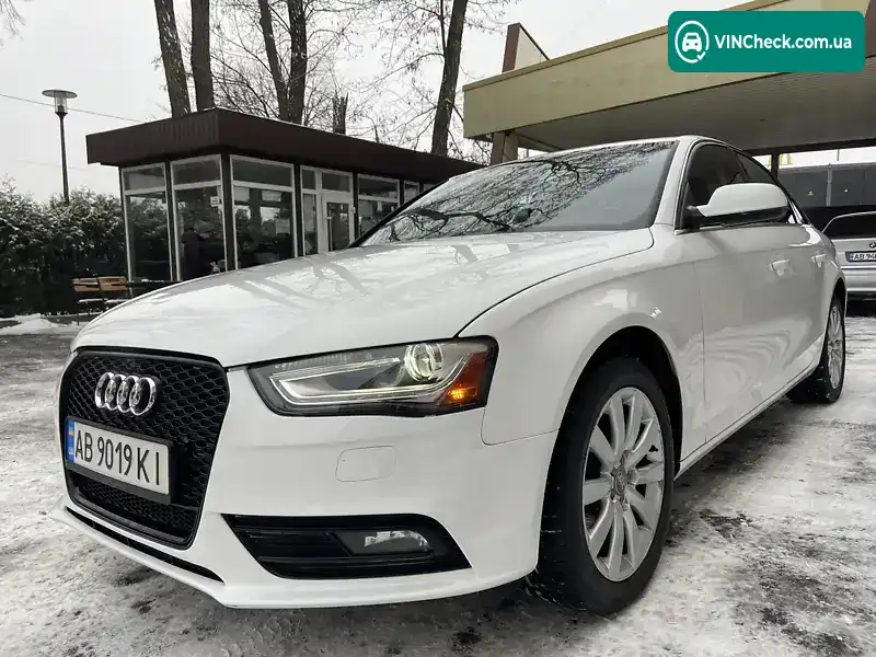 Audi A4 2013, фото з оголошення 2 з 20, VIN WAUAFAFL7DN048661