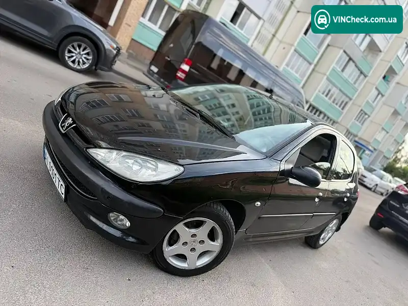 Peugeot 206 2006, фото з оголошення 1 з 12, VIN VF32AKFWR47453130