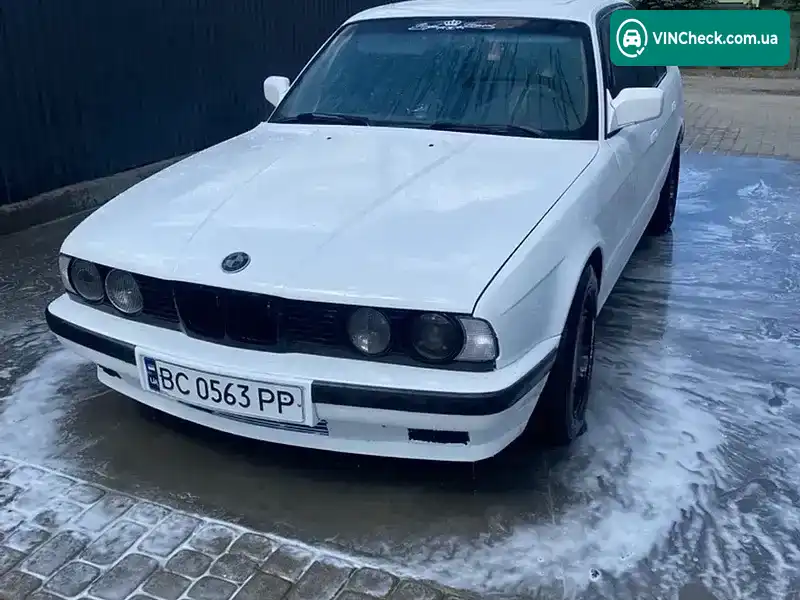 BMW 5 Series 1990, фото з оголошення 1 з 12, VIN WBAHB11060GB32799
