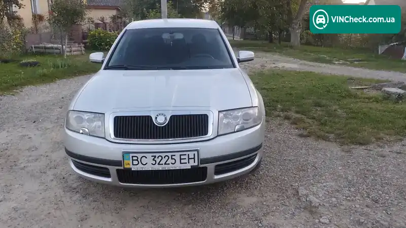 Skoda Superb 2002, фото з оголошення 1 з 10, VIN TMBCL23UX39031593