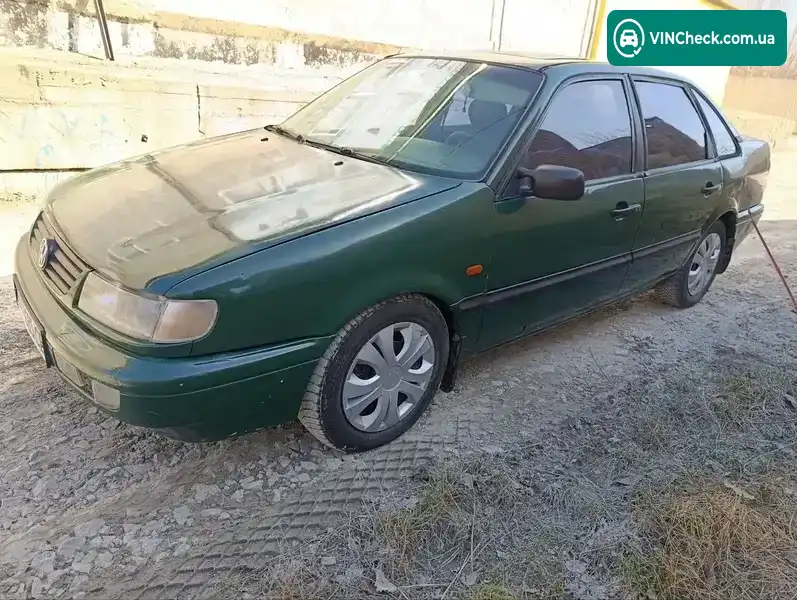 Volkswagen Passat 1994, фото з оголошення 1 з 11, VIN WVWZZZ3AZRE141738