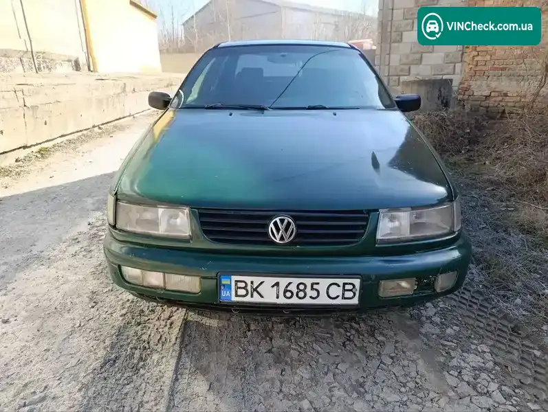 Volkswagen Passat 1994, фото з оголошення 2 з 11, VIN WVWZZZ3AZRE141738